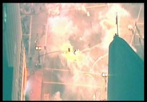 Duros enfrentamientos entre indignados y policía en Oakland