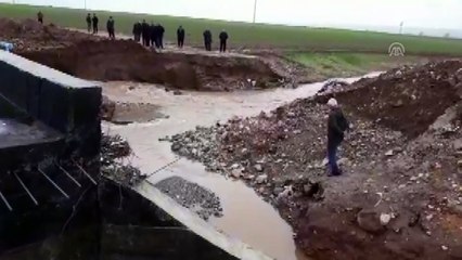 Sele kapılan araçtaki 2 kişi kayboldu - GAZİANTEP