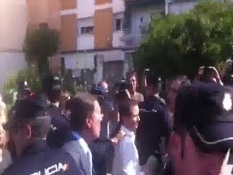 Mira las fotos, hijo de puta