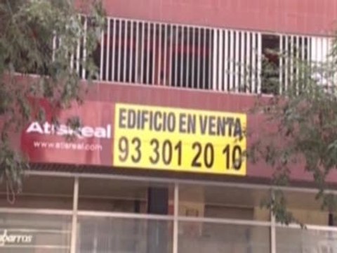 La compraventa de viviendas cae un 38%