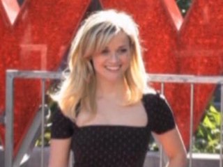 Whiterspoon quiere comprar la mansión Brangelina