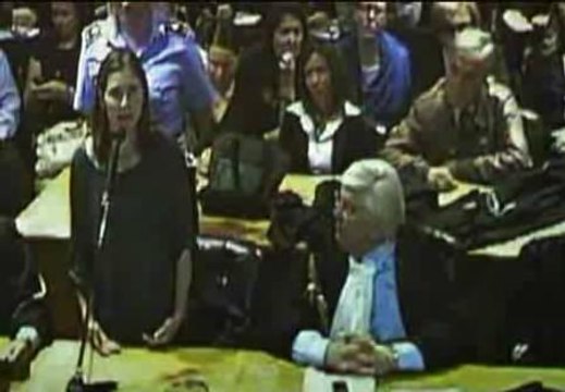 Amanda Knox: Estoy pagando con mi vida por cosas que no he hecho