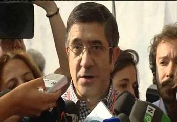 Patxi López ve en la disolución de Ekin "un buen paso que hay que consolidar"