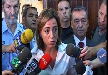 Chacón afirma que tratan de "no dejar nada al azar" en El Hierro