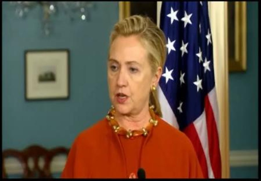 Hillary Clinton se dirige a los líderes europeos para recordarles que para combatir la crisis "no hay atajos"