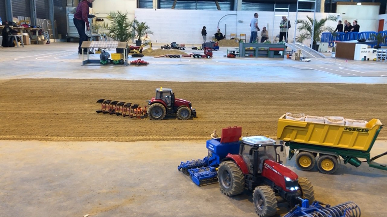 Du radiomodélisme au salon de la miniature agricole