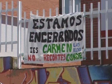 Dos profesoras se encierran en un instituto de Las Rozas