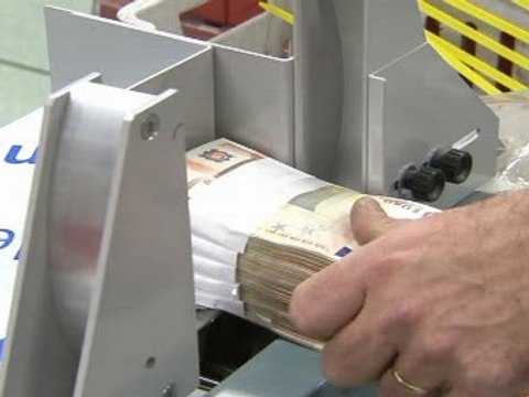Los españoles aportan 7.551 millones a los bancos
