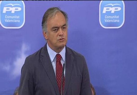 Pons: Hemos pasado de llamarme Alfredo a señor Rubalcaba