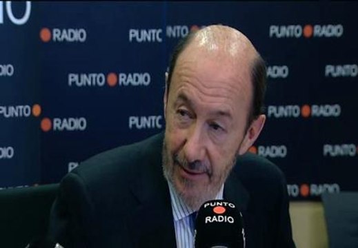 Rubalcaba: Aguirre debería hablar con los profesores en vez de eludir su responsabilidad