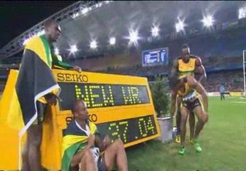 Jamaica, récord del mundo y oro en el 4x100 masculino