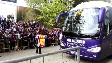 Valladolid-Real Sociedad: Llegada del Valladolid a Zorrilla