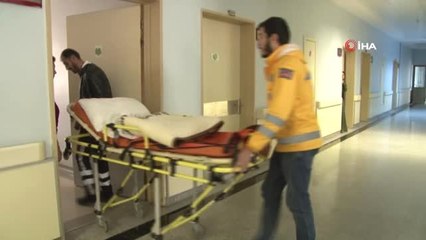 Van'da Hasta Seçmenler Sandığa Taşındı