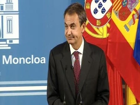 Zapatero agradece el apoyo casi unánime del PSOE