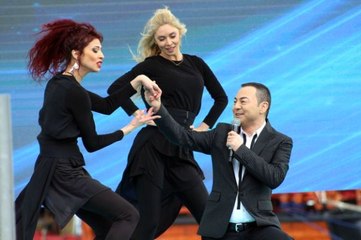 Ünlü Şarkıcı Serdar Ortaç'tan Nasihat: Evlilik Dünyanın En Güzel Şeyi
