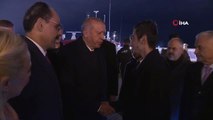 Cumhurbaşkanı Erdoğan, Broşür Dağıtırken Tepki Gören Genç ile Görüştü