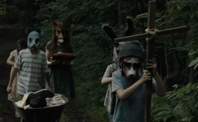 SIMETIERRE - Il y a quelque chose dans cette forêt...