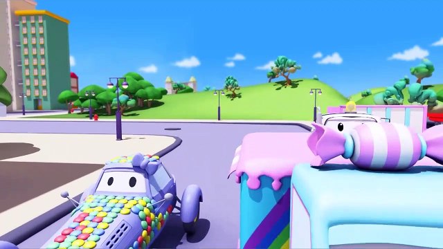 Troy le Train - Katie la kit car à la parade ! - La Ville des Voitures