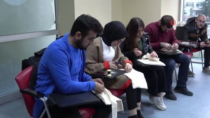 Üniversite Öğrencileri Köy Okullarındaki Çocuklar İçin Bez Çanta Dikti