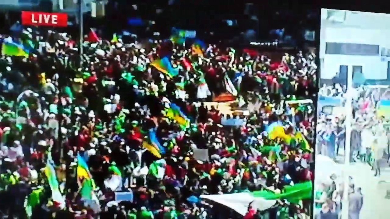 Naïma Salhi déverse encore sa haine