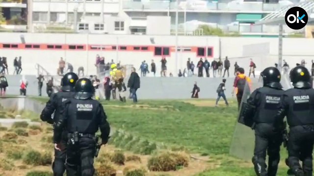 Comienzan las cargas policiales