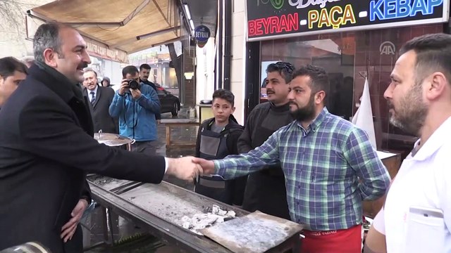 'Bu millet geleceğine, vatanına ve bayrağına sahip çıkacak'(1) - GAZİANTEP