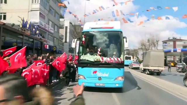 Yıldırım, İstanbul'da vatandaşları selamlıyor - İSTANBUL