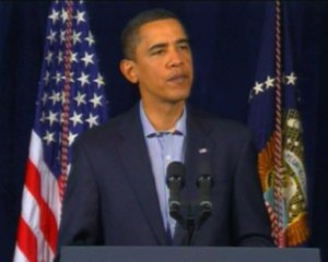 Скачать видео: Obama estudia objetivos militares en Yemen