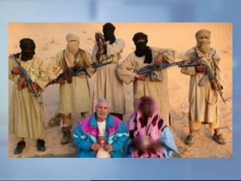Al Qaeda en el Magreb muestra las imágenes de una pareja italiana secuestrada