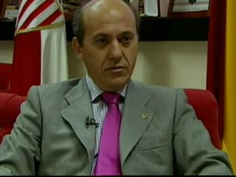 Del Nido ve imposible ganar la Liga con el nivel de Madrid y Barça