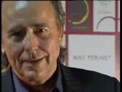 Serrat recibe el premio Músicas Actuales