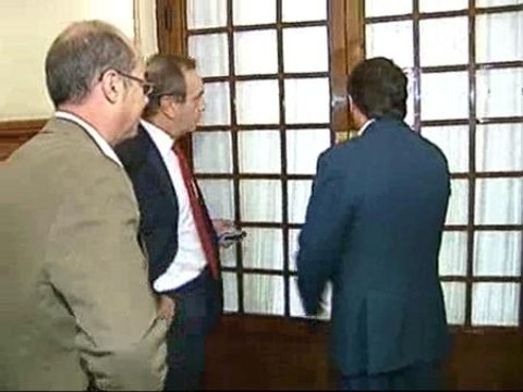 Cincuenta diputados faltan a las votaciones en el Congreso