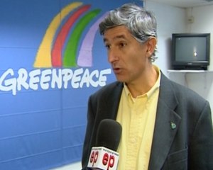 Detenidos por infiltrarse en cena oficial