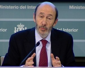 Rubalcaba defiende gestión en caso Haidar