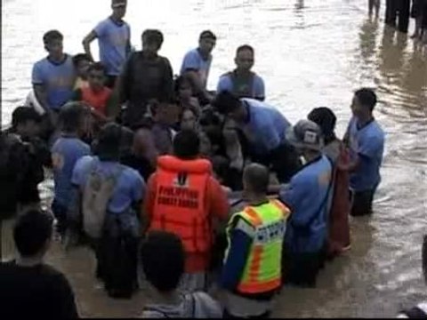 Ascienden a 80 los muertos por la tormenta tropical en Filipinas