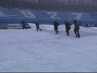 El Barça se juega su futuro en la &#039;Champions&#039; en el frío de Kiev
