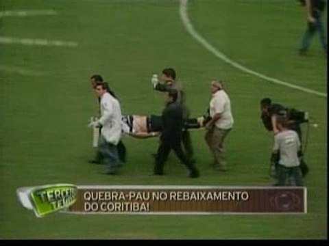 Batalla campal en un estadio brasileño