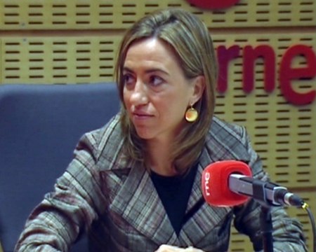 Chacón apoya y alaba a las tropas españolas