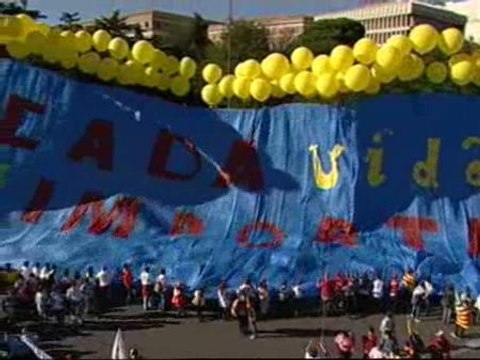 Miles de antiabortistas se manifiestan en Madrid