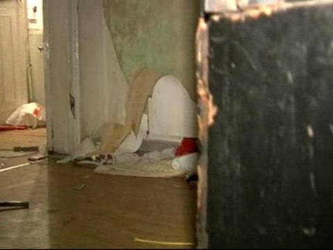 Un grupo de ladrones ocupa un edificio en el barrio del Raval