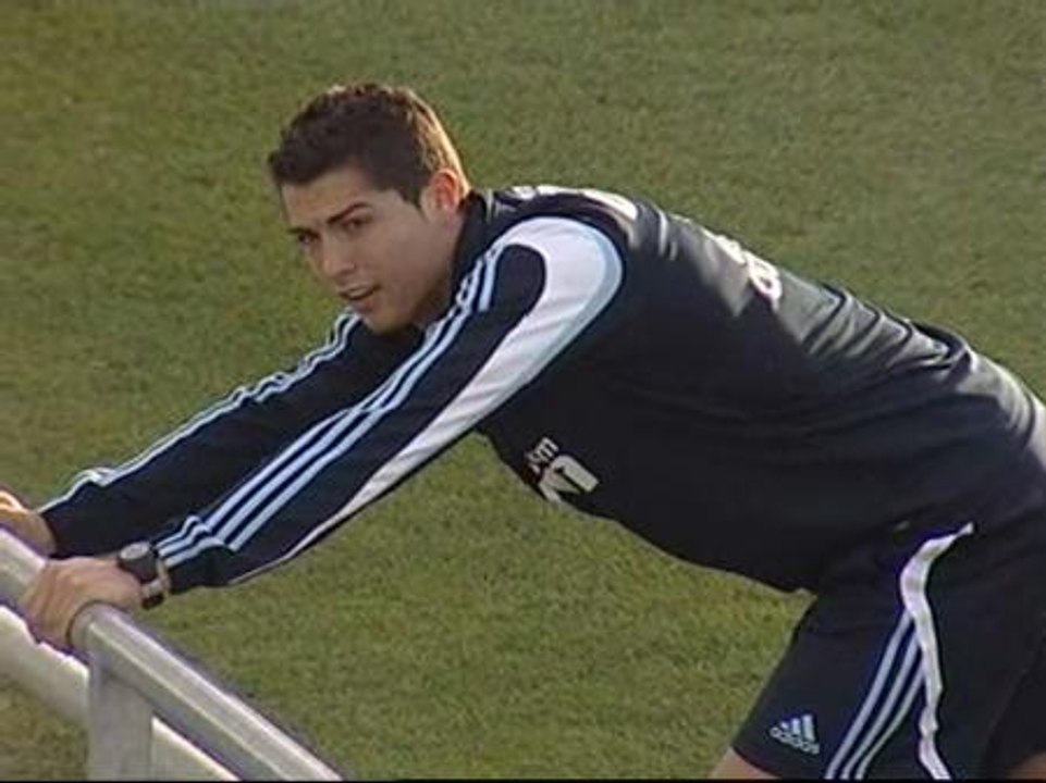 Cristiano Ronaldo vuelve a tocar balón