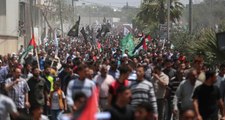 İsrail Askerleri, Gazze Sınırında 3 Filistinliyi Öldürdü, Yüzlerce Filistinliyi Yaraladı