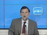 Rajoy dice que el aumento del paro demuestra el fracaso de la política económica de Zapatero