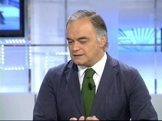 Pons: "Como nunca he hecho declaraciones con tacones no sé lo que se siente"