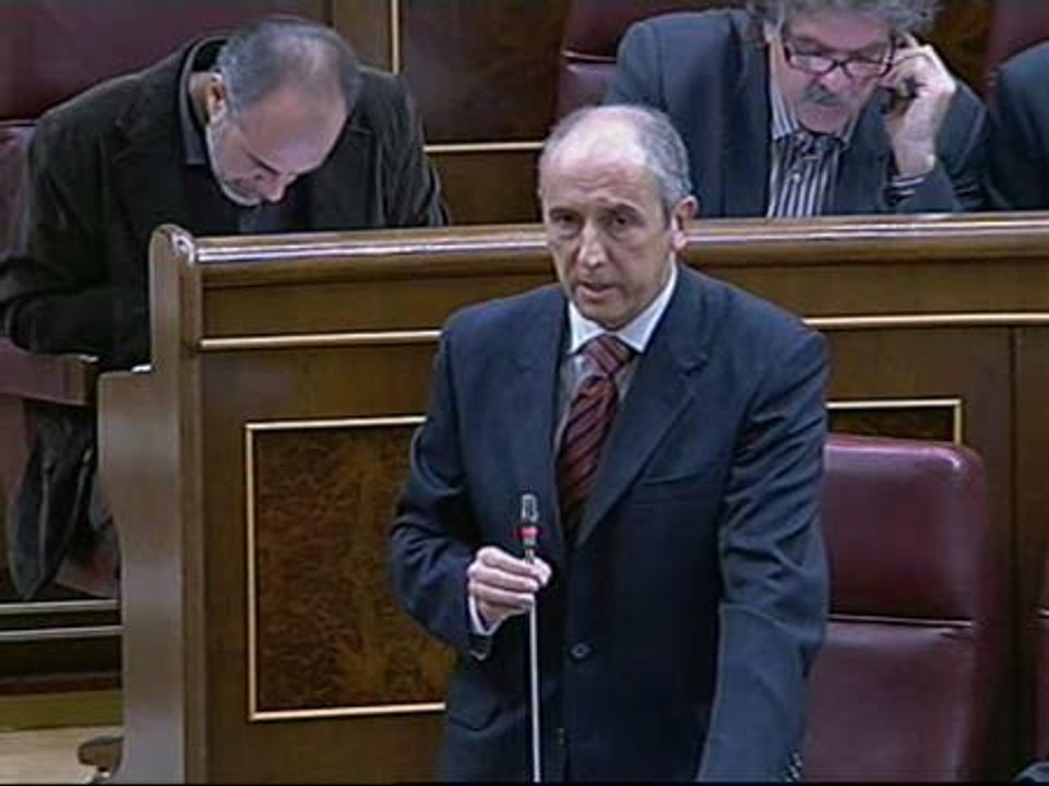 "El Gobierno ha planteado un absurdo vodevil con los piratas detenidos"