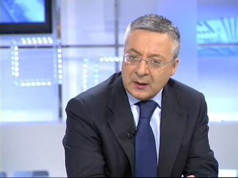 Blanco acusa a Rajoy de protagonizar una lucha sin cuartel por Caja Madrid