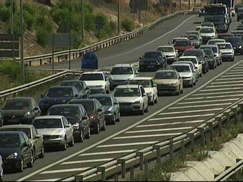 Complicada operación salida de vacaciones