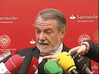Oreja dice que el atentado es un "aviso" de ETA para comenzar  a "dialogar"