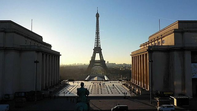 La Torre Eiffel cumple 130 años