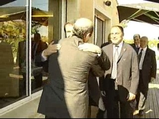 Laporta y LLorente mantienen una cordial comida previa al partido